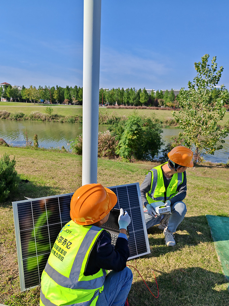 Small Solar Panels: A Cost-Effective Solution for Sustainable Energy