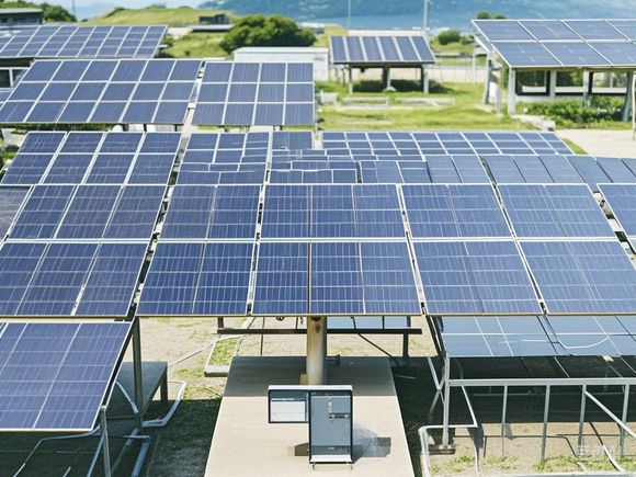 Small-Scale Solar Power Solutions for Your Home or Business