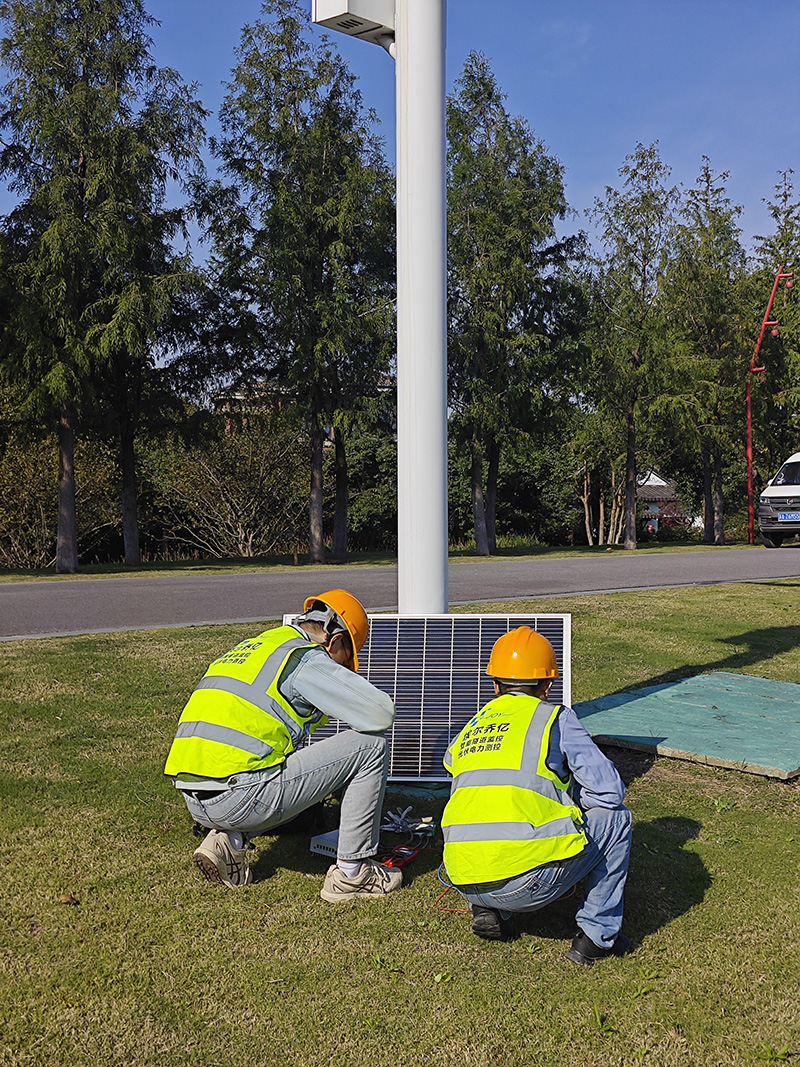 Understanding Solar Power: Principles and Technologies