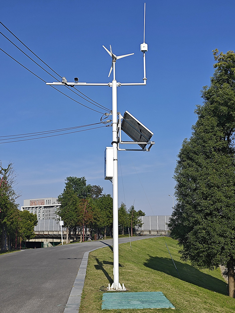 How Much Does a Small-Scale Solar Power System Cost?