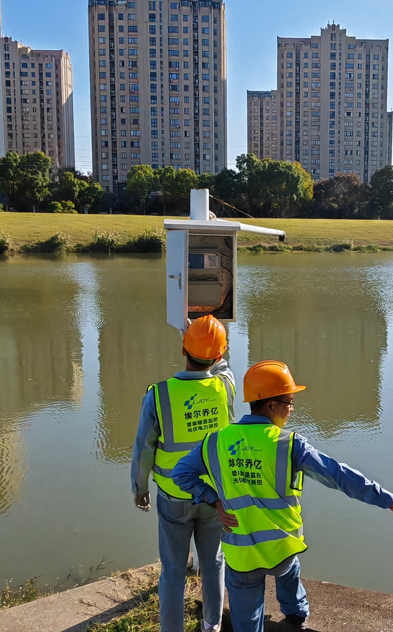 Small-Scale Solar Power Solutions for Your Home