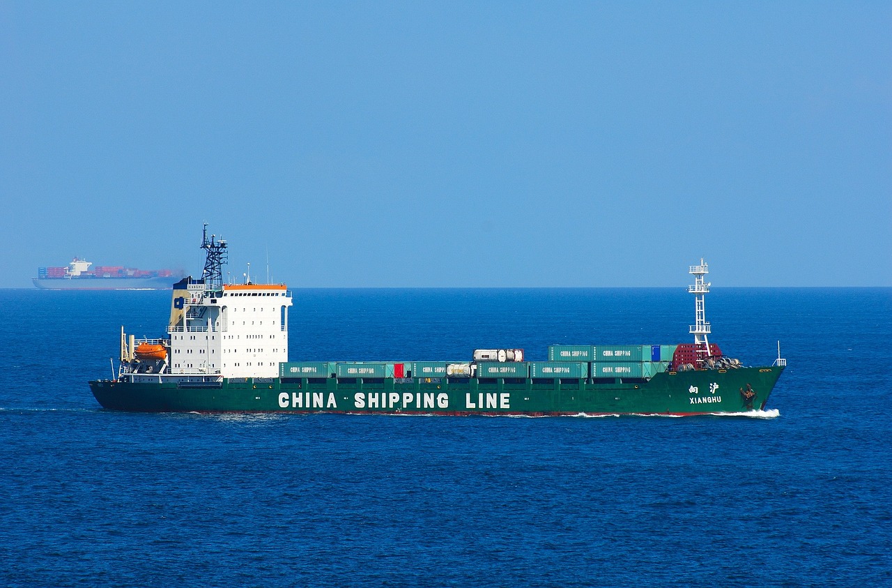 Title: 佛山水文水质监测厂家，守护水资源，确保水质安全