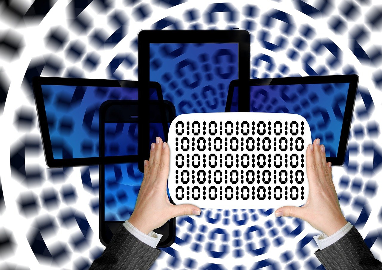 PC Controllers and PLCs: Understanding the Differences and Similarities