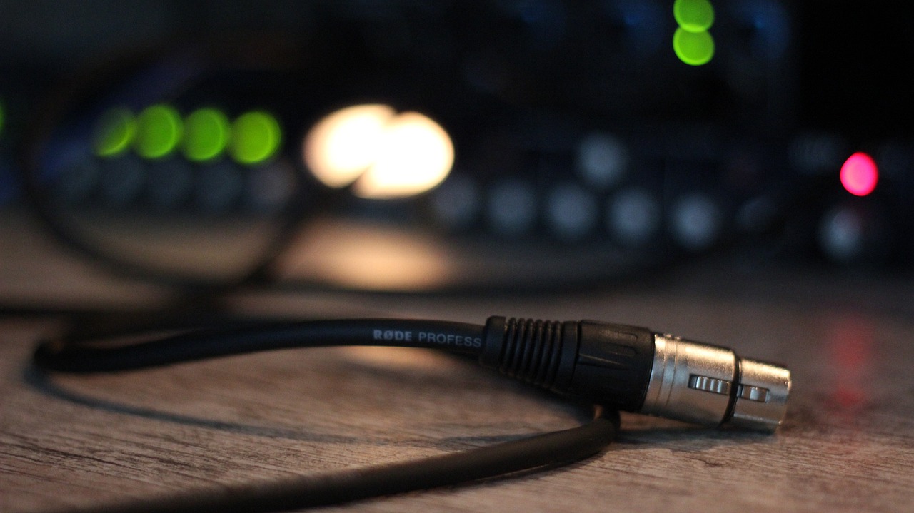 The topic of 海底通信电缆 is a fascinating one, offering a glimpse into the world of underwater technology and communication. As the worlds population and demand for information continue to grow, the need for reliable and efficient communication cables bec